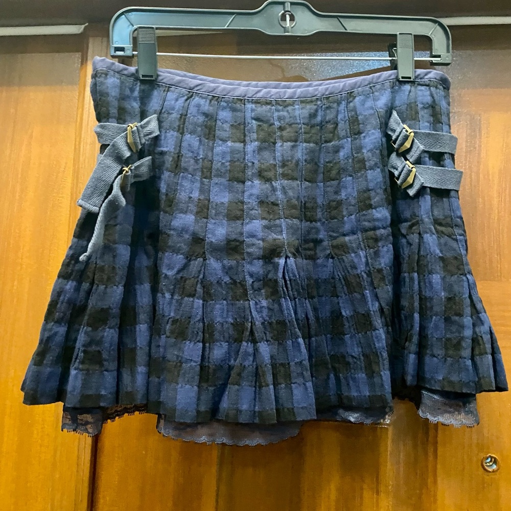 ❤ FREE PEOPLE Black & Blue Plaid Pleated Skirt with lining & lace bottom - GUC!